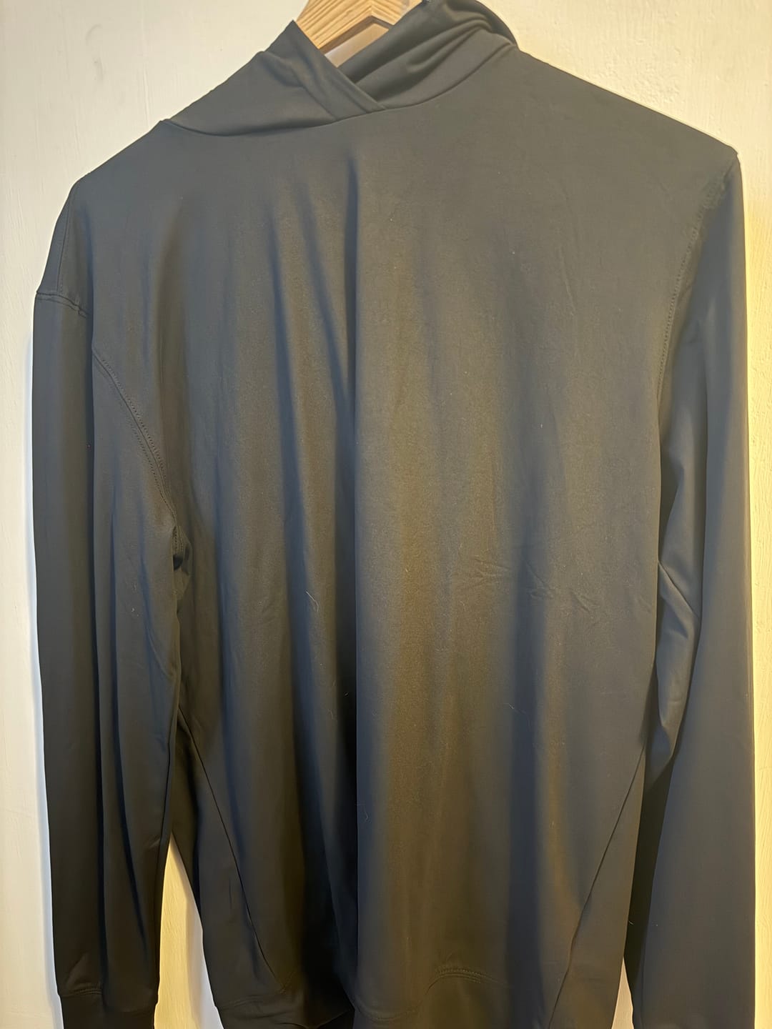 Customer photo review of Galaxy Black – Performance Hoodie