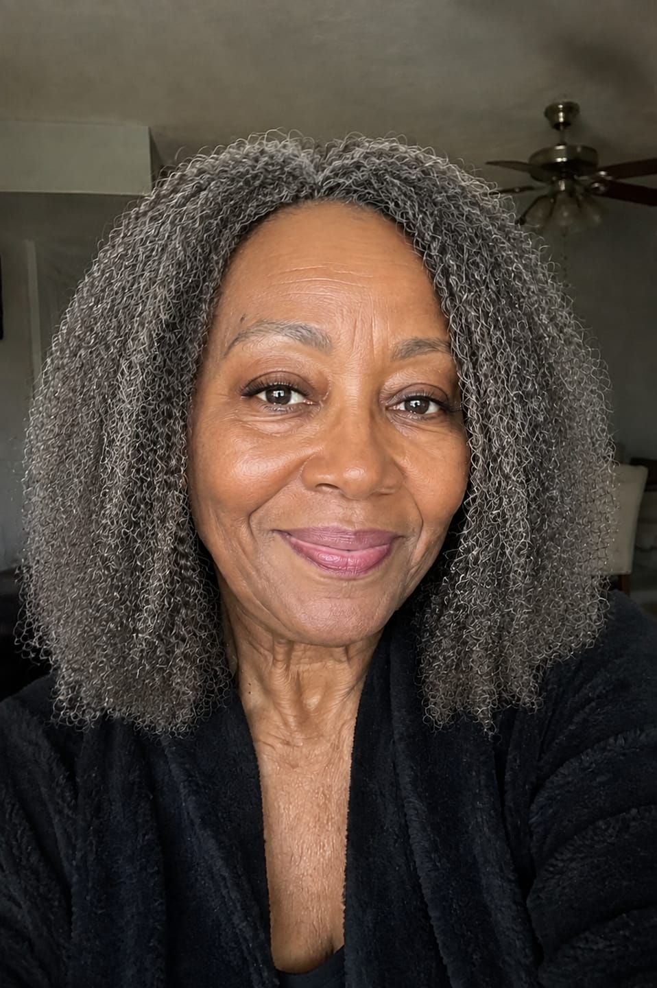 Customer photo review of Luvwin Salt & Pepper Kinky Curly 3 In 1 Half Wig Beginner Friendly Glueless 3/4 Wig 100% Human Hair