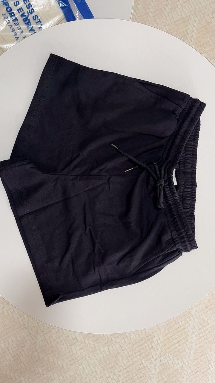 Customer photo review of High-Waisted Cotton Sweat Shorts