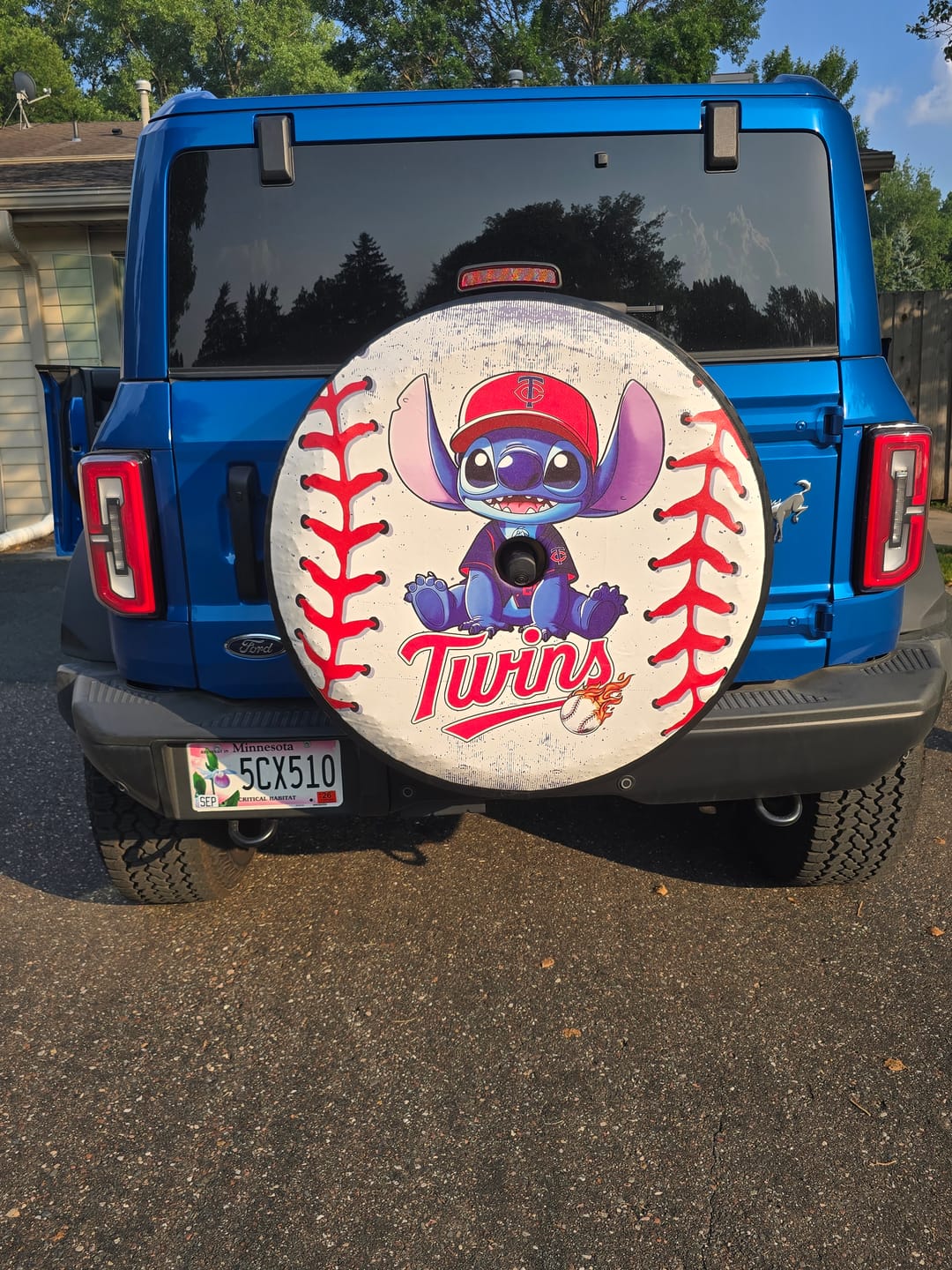 Customer photo review of Minnesota Twins Spare Tire Covers Camera Hole Stitch Theme Collection