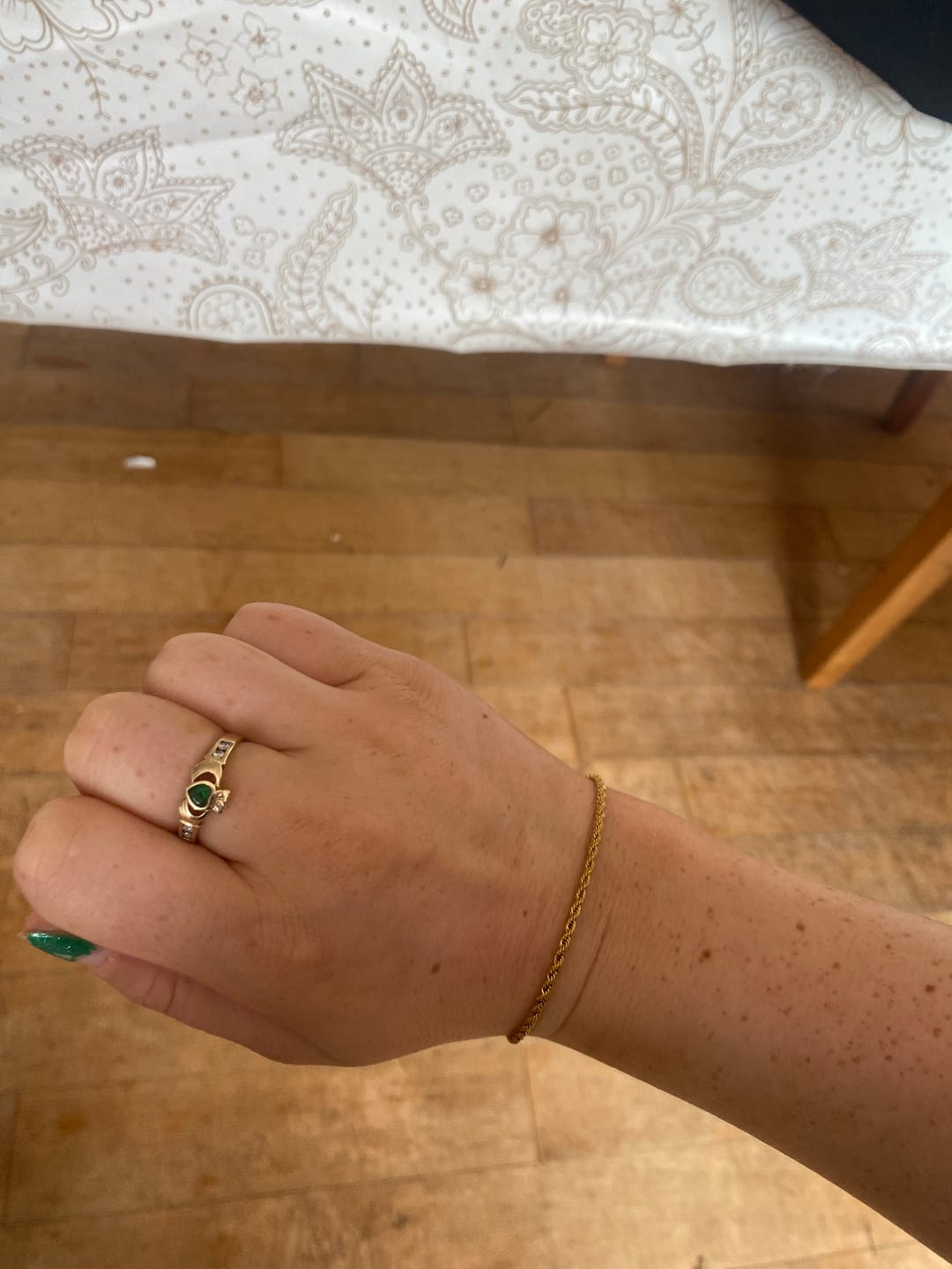 Customer photo review of Rope Chain Bracelet in Gold