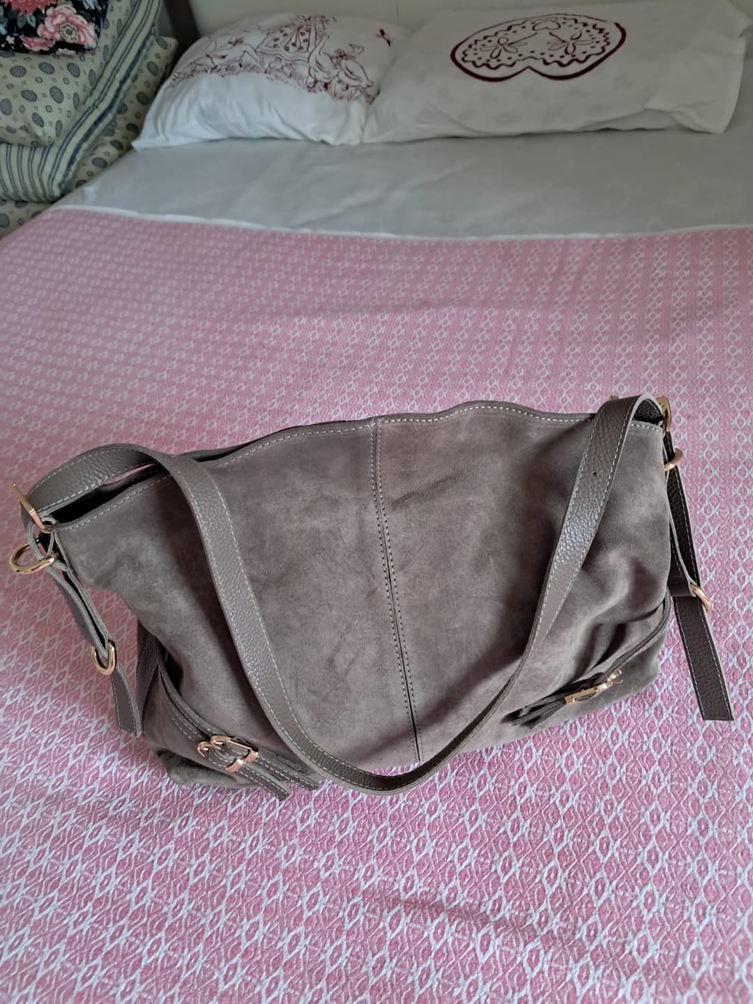 Customer photo review of DB No.8 | Hakiki Süet Deri Omuz Çantası | Vizon