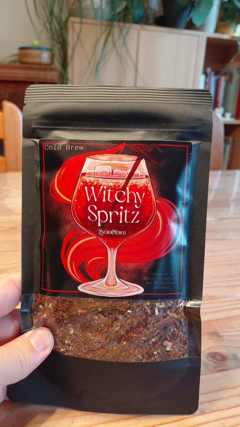 Customer photo review of Witchy Spritz Cold Brew Tee – Bitterorange Eistee
