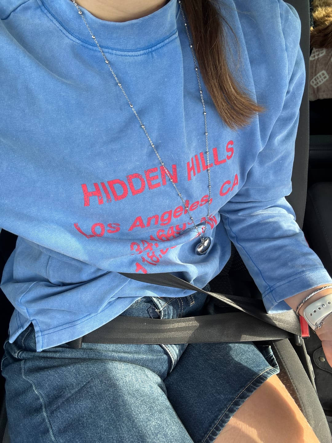 Customer photo review of VINTAGE LOGO WASHED LONGSLEEVE T-SHIRT SKY BLUE/RED