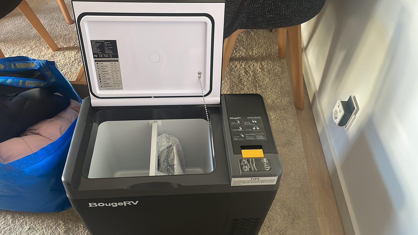 Customer photo review of BougeRV CRPRO 29 Liter 12V Tragbarer Auto Kühlschrank Schwarz