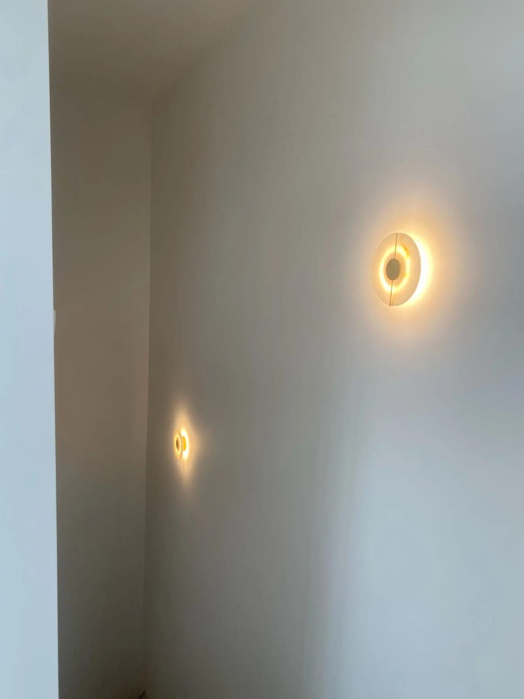 Customer photo review of Circular LED Light Sconce With Marble Accent, Modern Nordic Style