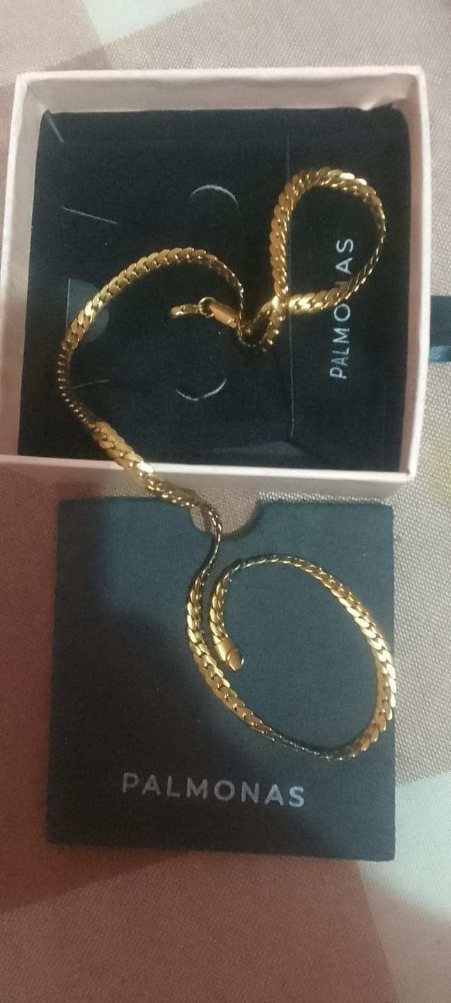 Customer photo review of Minimalist Twisted Chain for Men