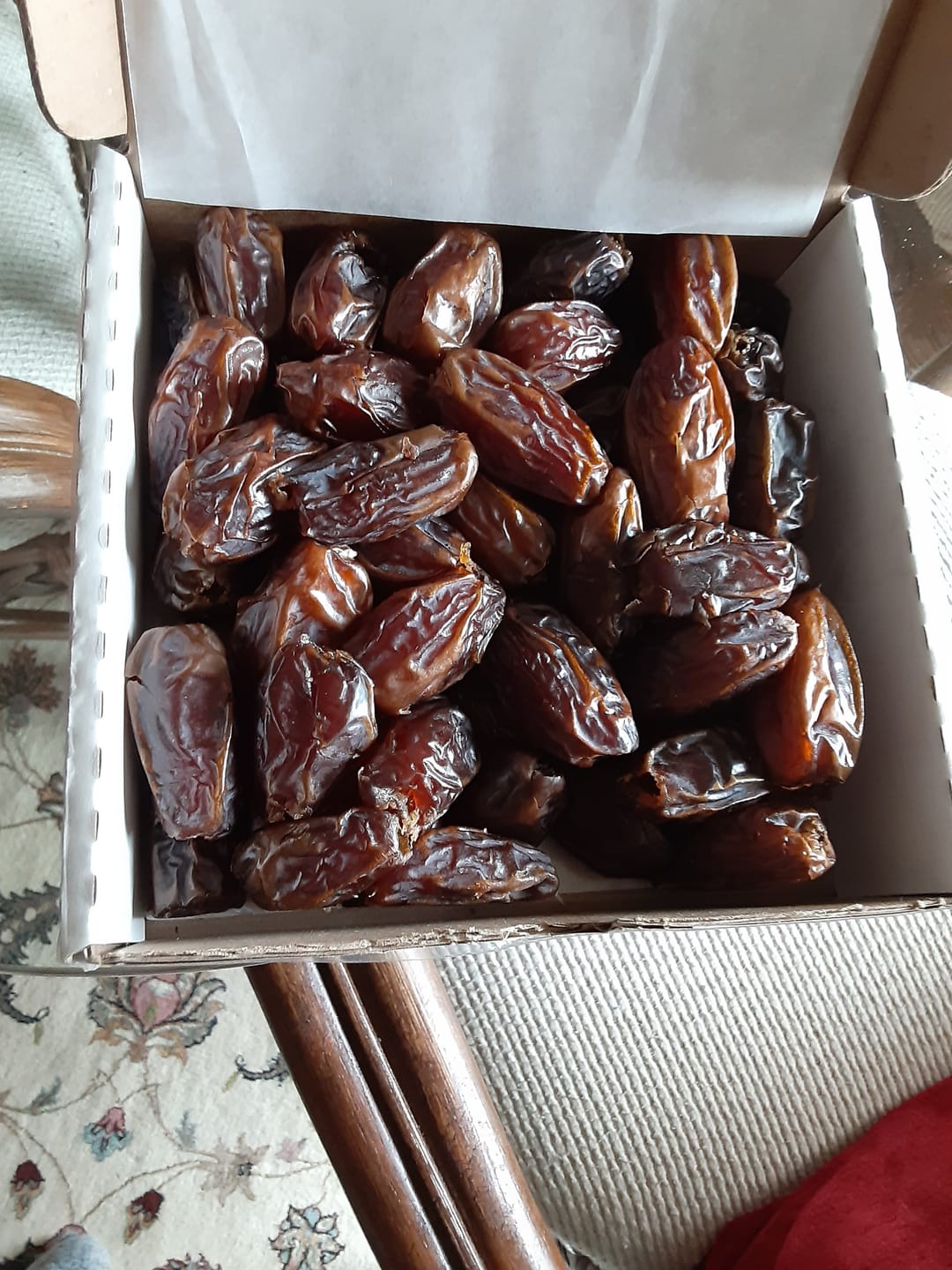 Customer photo review of Organic Pitted Medjool Dates Box