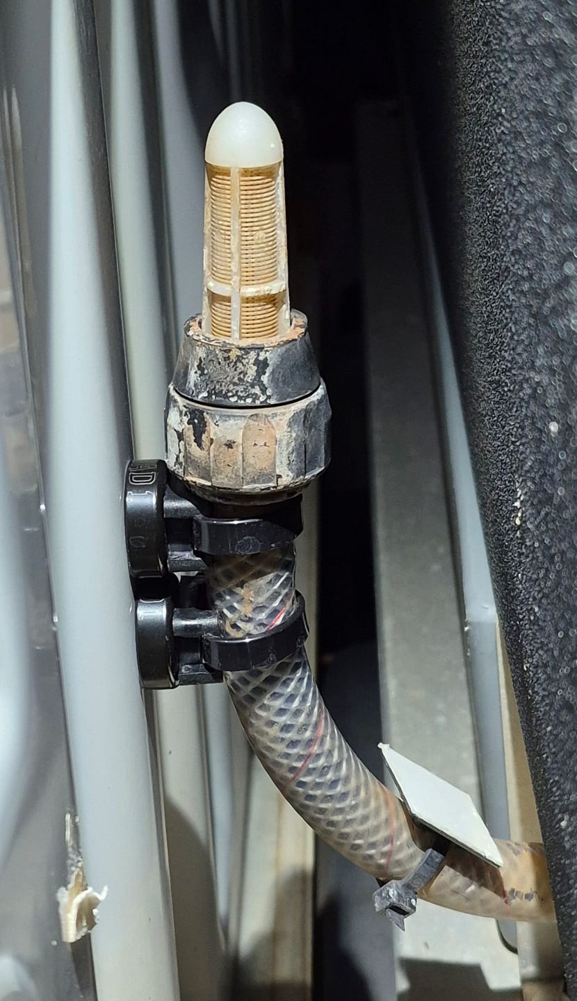 Customer photo review of ZBAD1 - Magnet Cable Tie Holders