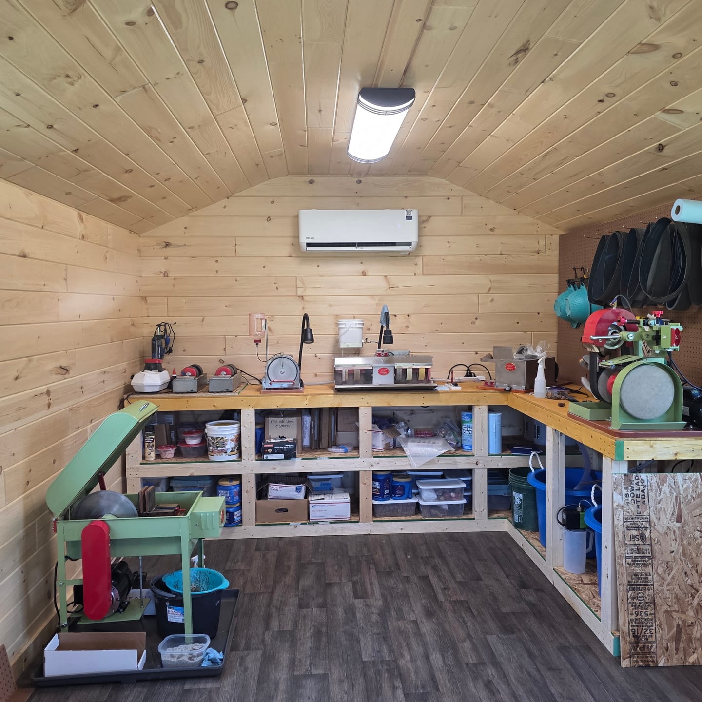 Customer photo review of DELLA Optima Pro CloudAir Series 12000 BTU 25 SEER2 Ultra Hyper Heat Mini Split AC - Up to 550 Sq.Ft.
