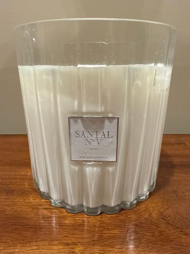 Customer photo review of Baby Big Ass Candle - Santal No. V - 150 oz