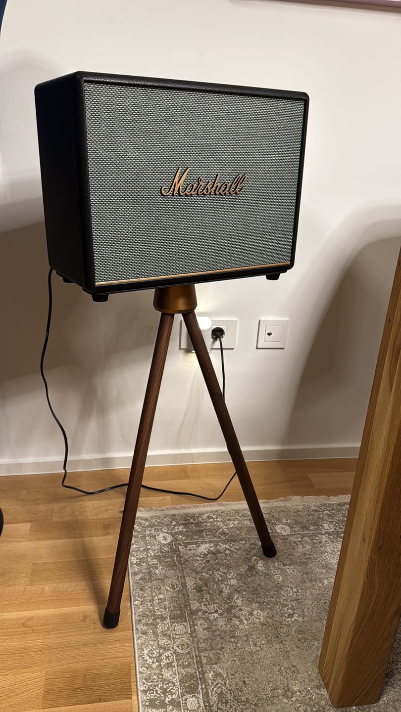 Customer photo review of Floor Tripod Speaker Stand for Marshall Acton Stanmore Woburn