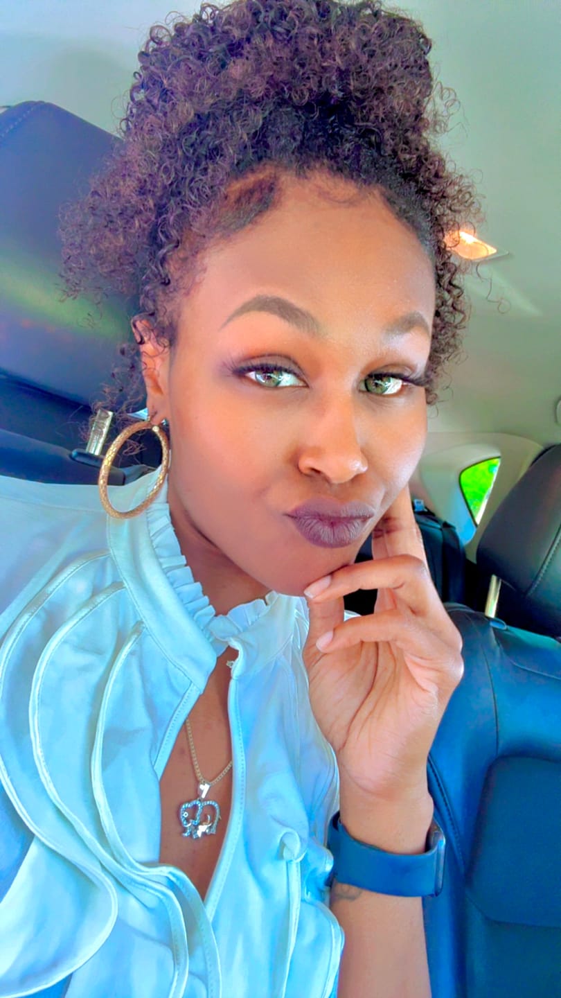 Customer photo review of Natural Color Water Wave Micro Loop Hair Extension