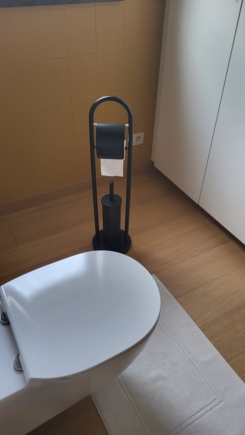 Customer photo review of Toilet Set "Loft" — WC-borstel & Rolhouder | Mat Zwart