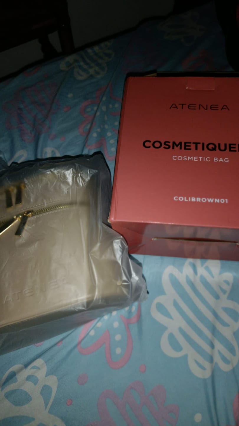 Customer photo review of Cosmetiquera Duo