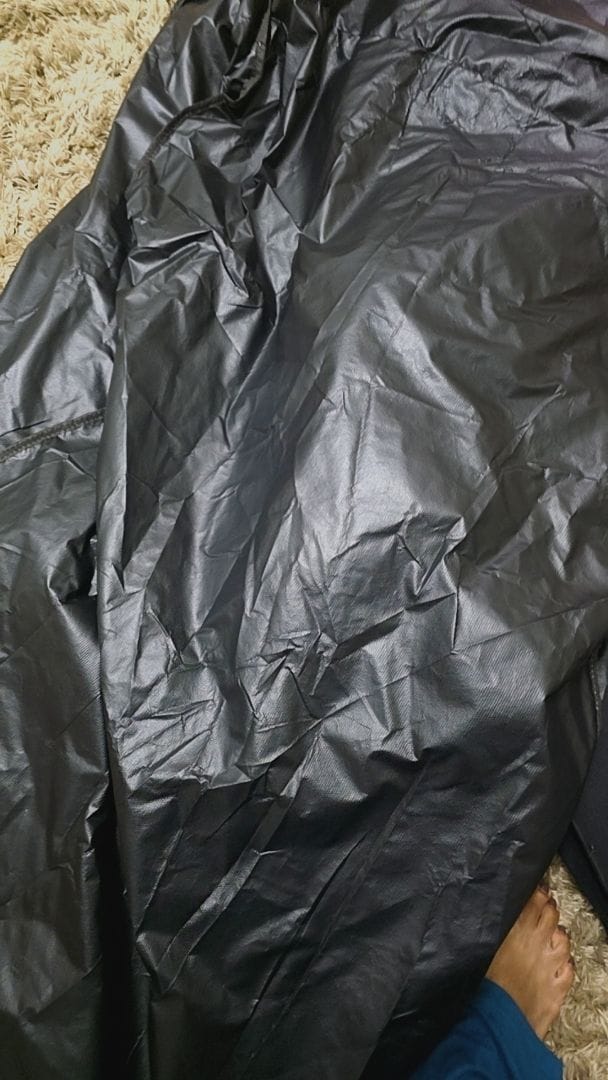 Customer photo review of Capa Impermeável Protetora para Cadeiras de Plástico Empilhadas