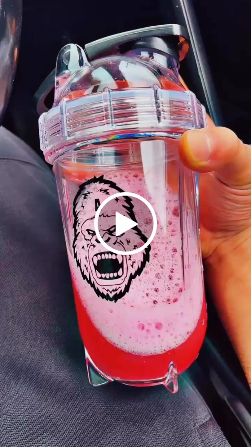 Customer video review of New Yeti Juice® Strawberry laces