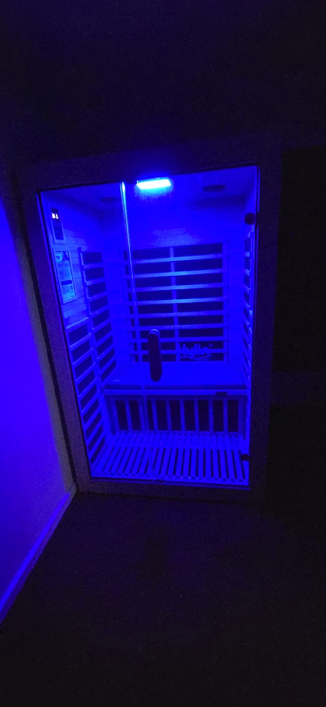 Customer photo review of Kylin Low EMF Carbon Infrared Sauna Room 2 Person H6203 (Floor Heater included)