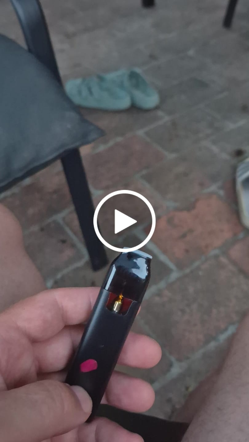 Customer video review of THC Vape Triple-Pack 3ml – 3 Geschmäcker, immer Vorrat, besser sparen