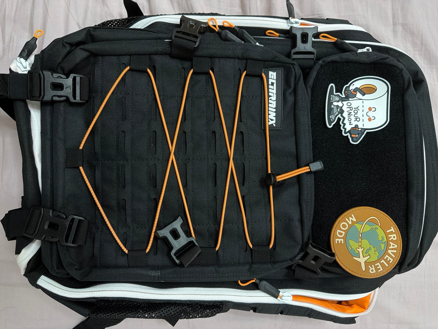 Customer photo review of Mochila Táctica V2 45L Hybrid Negro