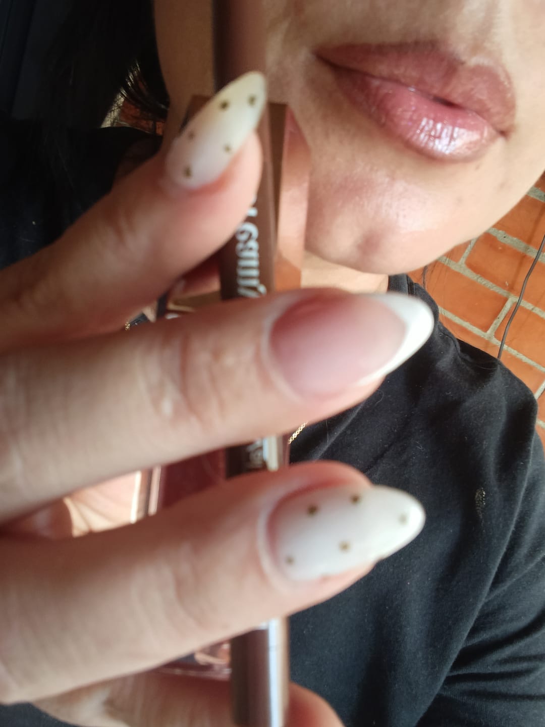 Customer photo review of LIP CONTOUR DREAMY X HONEY VAL