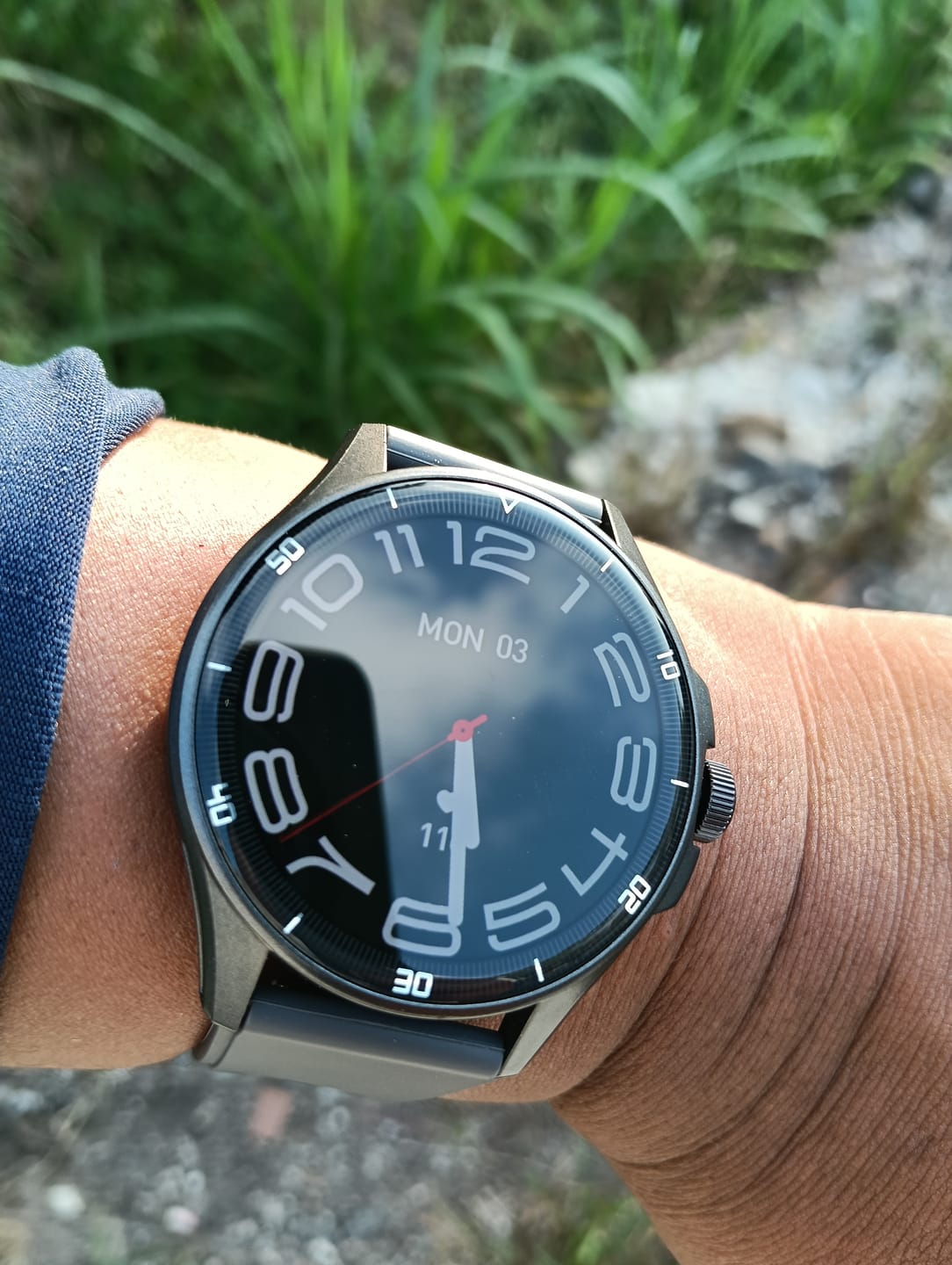 Customer photo review of Smartwatch Reloj Kronos Oblivion STF Pantalla Amoled 1.43" Resistencia al agua IP68 Negro