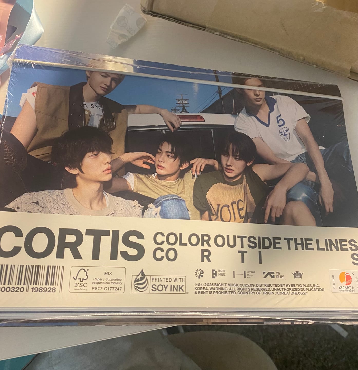Customer photo review of CORTIS - COLOR OUTSIDE THE LINES 1ST EP ALBUM STANDARD RANDOM