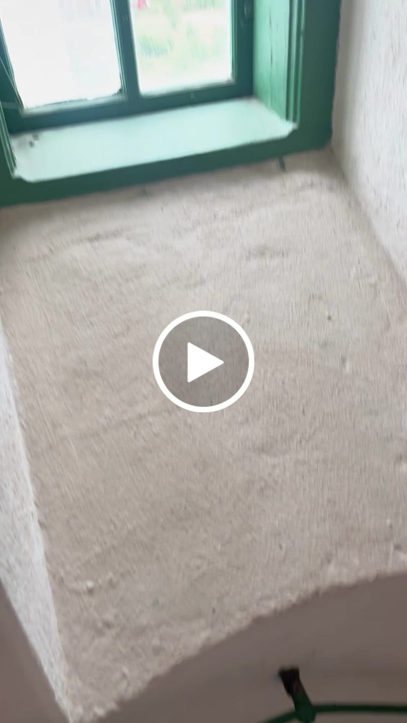 Customer video review of HappyFlops Limited Editions