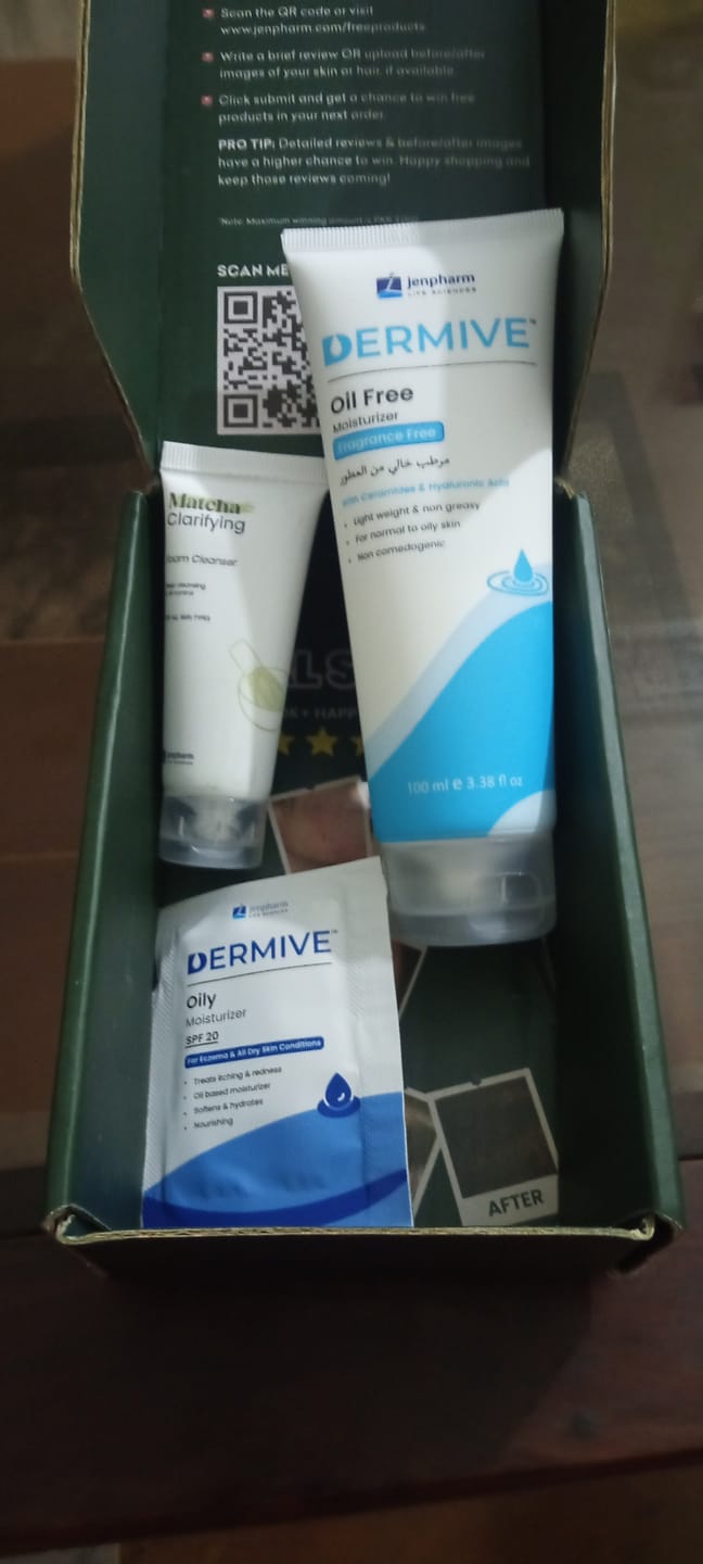 Customer photo review of Dermive Oil-Free Fragrance Free Moisturizer