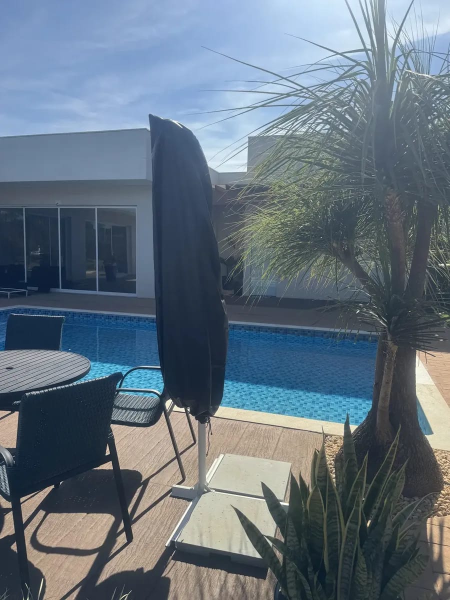 Customer photo review of Capa Impermeável para Guarda-Sol e Ombrelone 210D