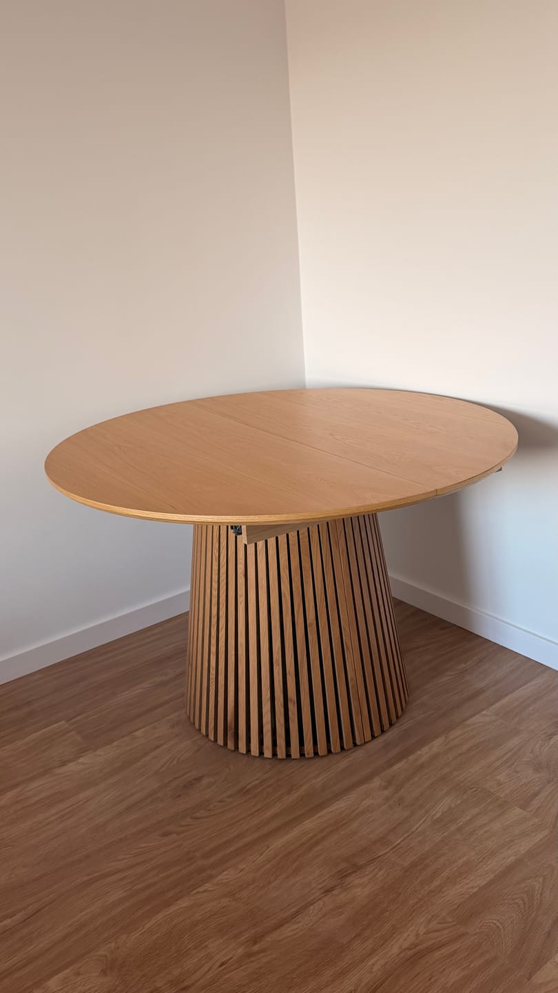 Customer photo review of Masa extensibila FARGO, stejar, 120/210x120x77 cm