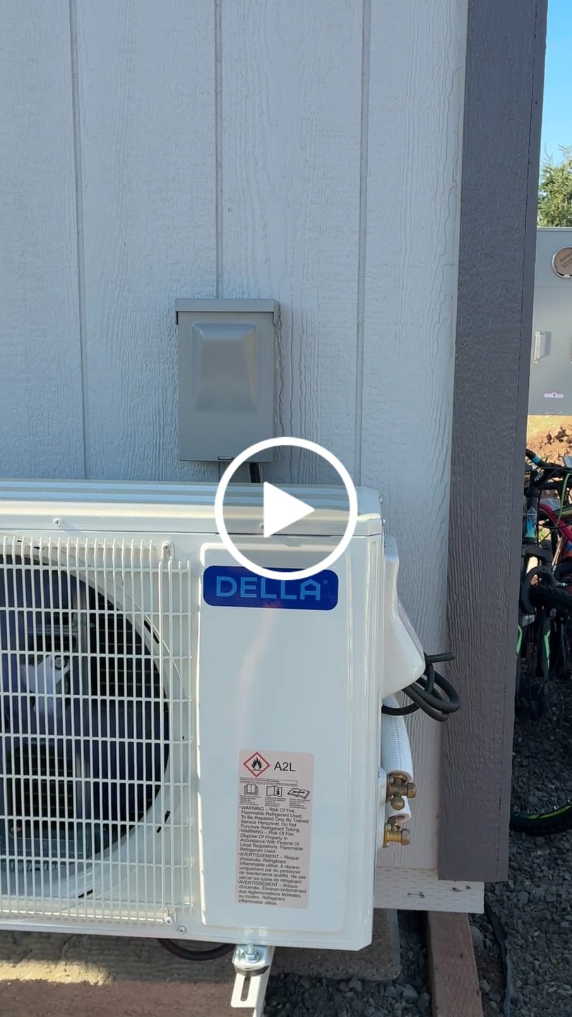Customer video review of DELLA Motto Series 9100 BTU 20.5 SEER2 Mini Split Heat Pump AC - Up to 400 Sq.Ft.
