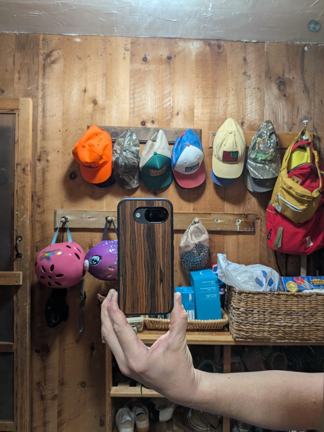 Customer photo review of Salvador rosewood Pixel 10A Case