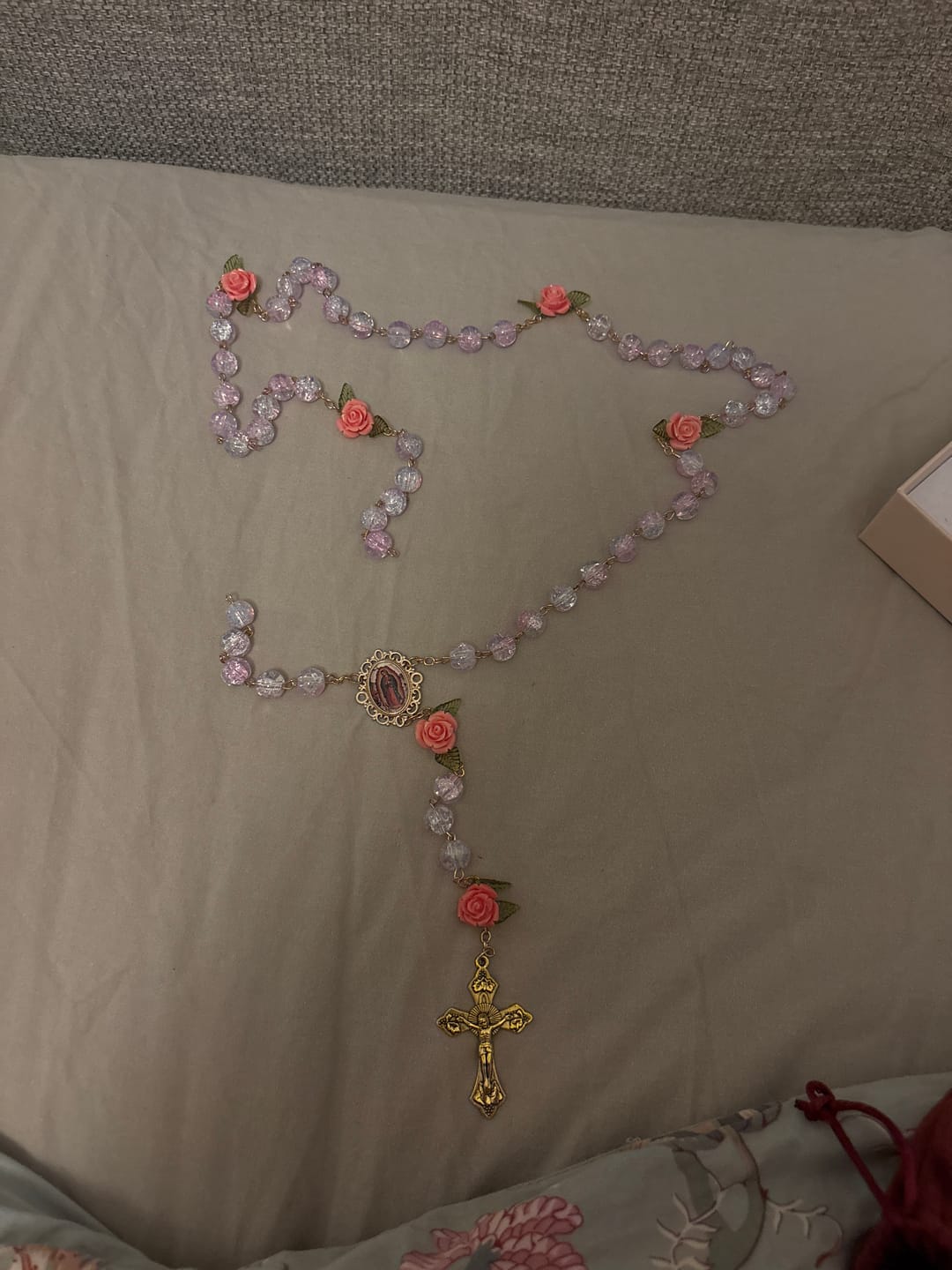 Customer photo review of Christianartworkshop Virgin Mary with Rose-Accented Rosary: Timeless Faith & Floral Faith Symbol