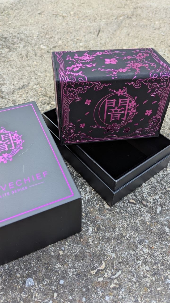 Customer photo review of DARKNESS - Deckbox