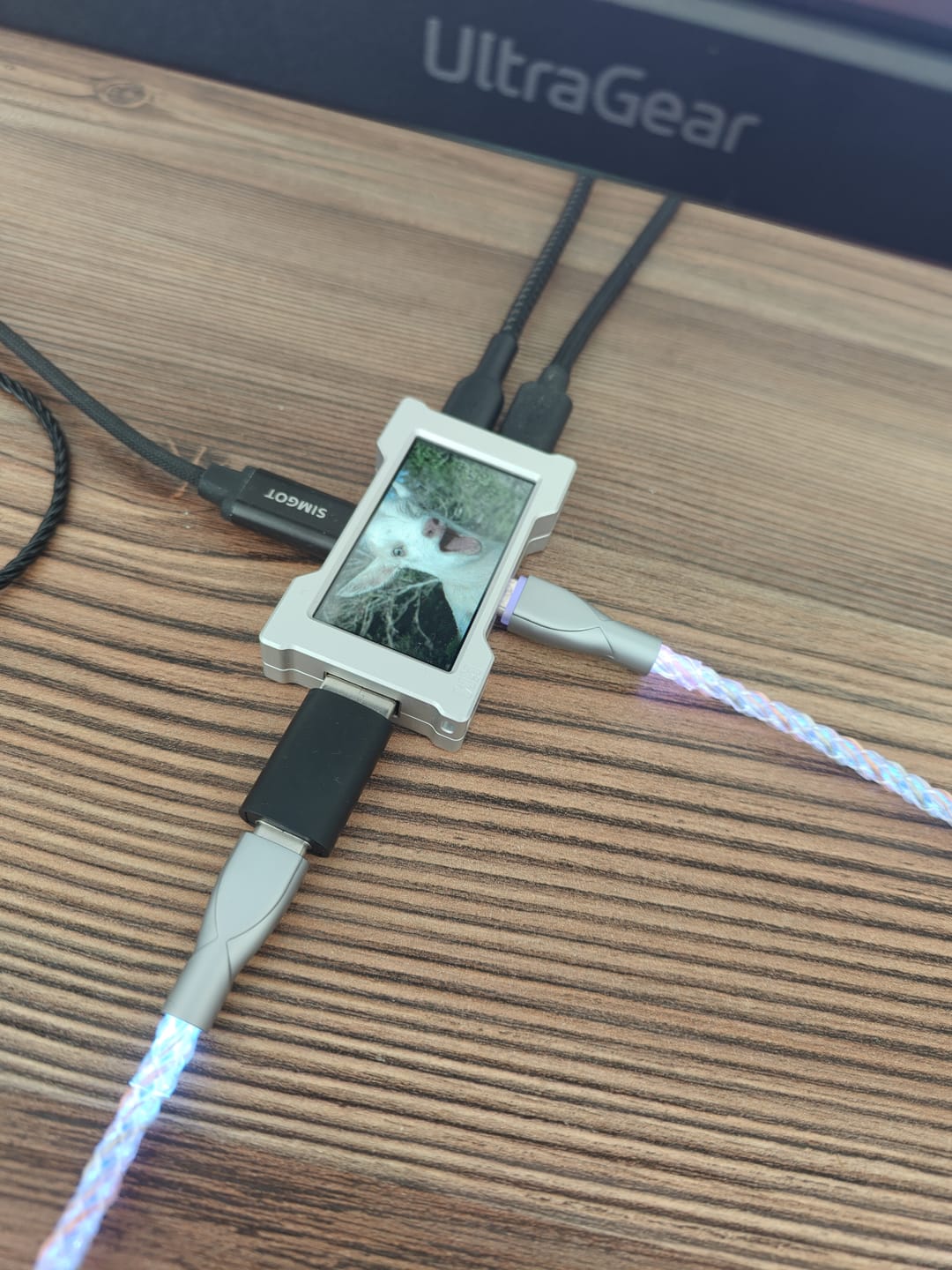 Customer photo review of HM Lab Z-Neo USB Hub