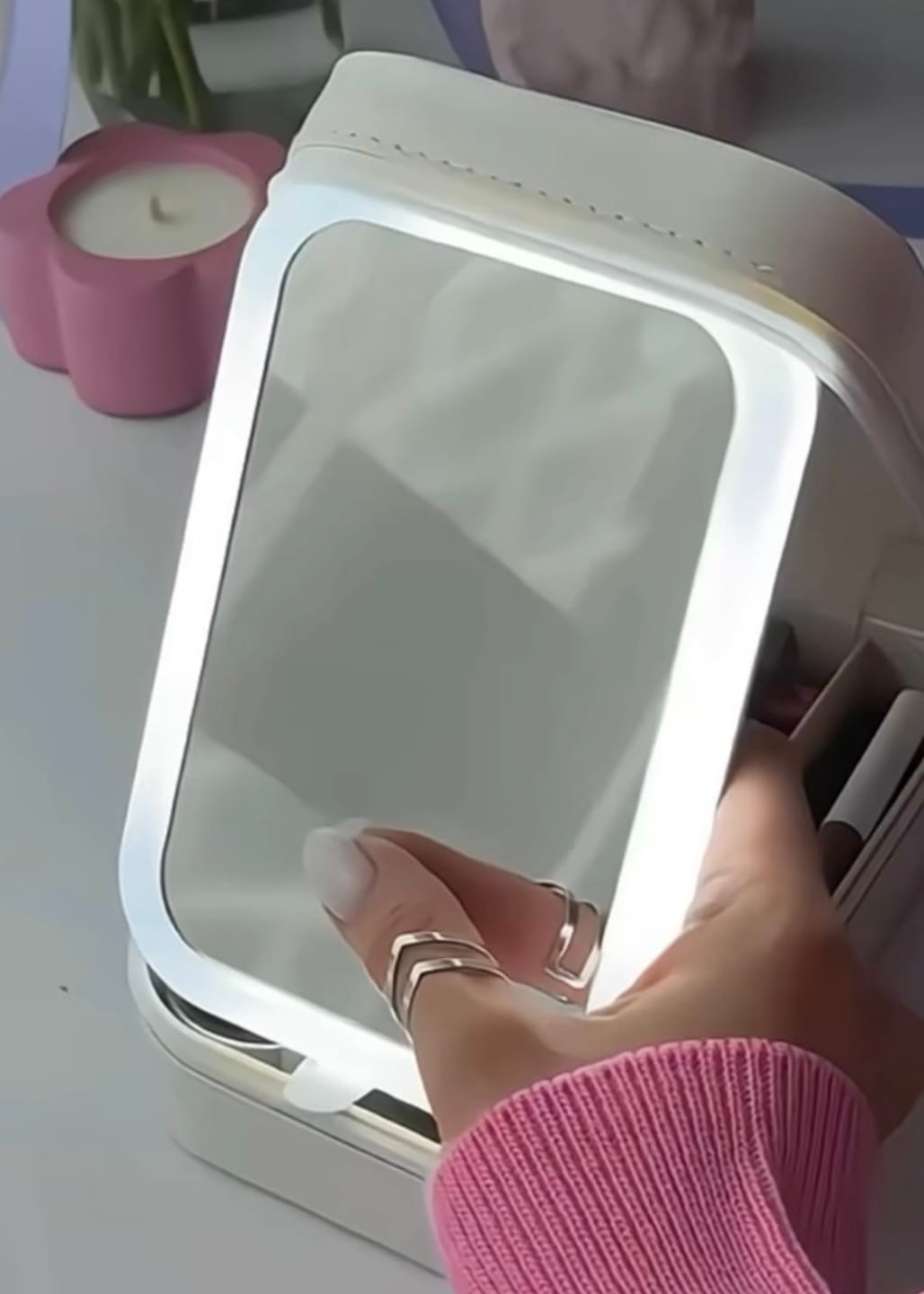 Customer photo review of Compact Makeup & Jewelry Box with LED Mirror