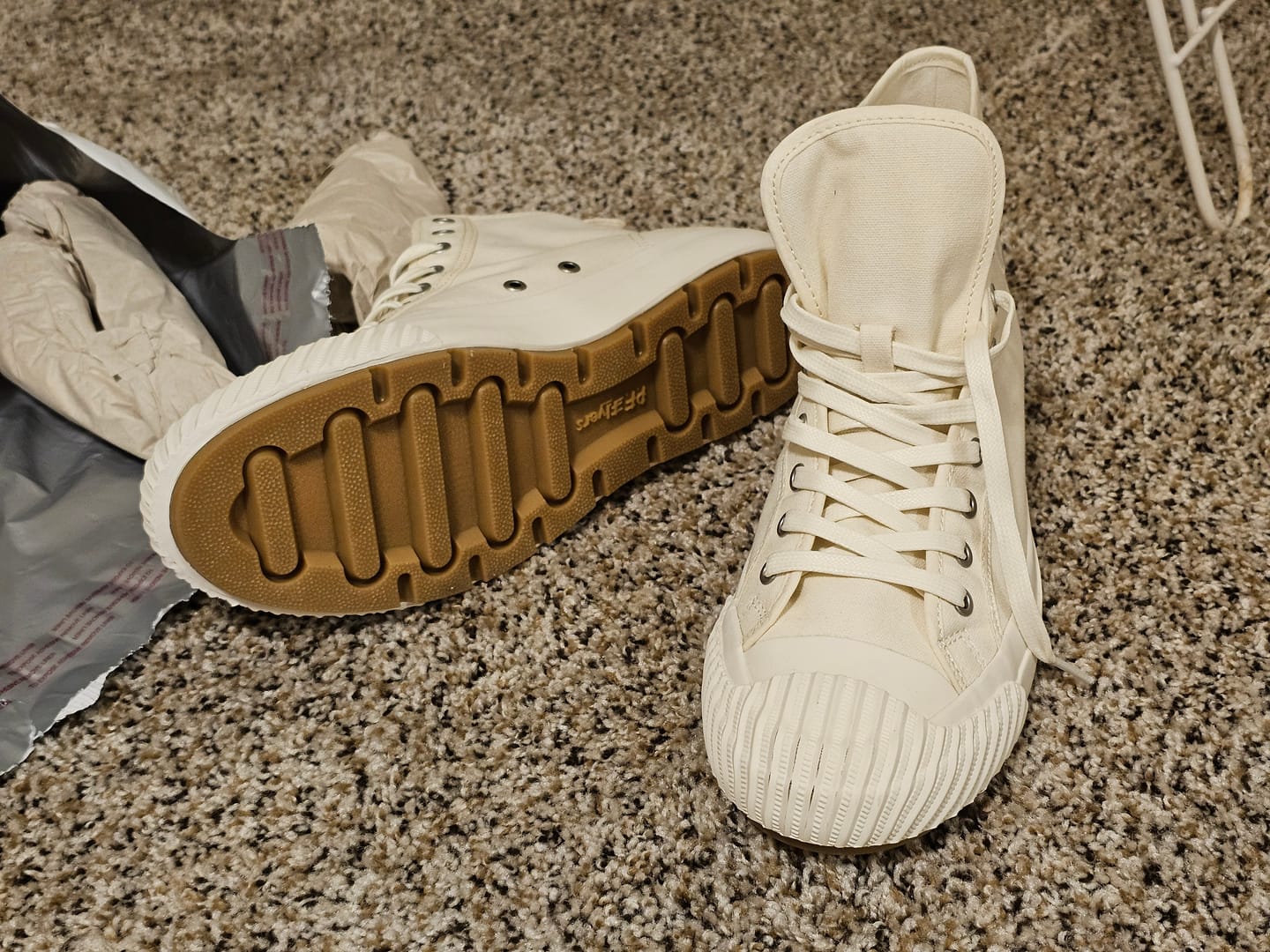 Customer photo review of Grounder High-Top Sea Salt
