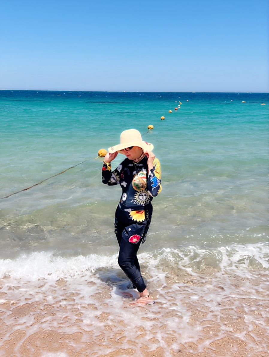Customer photo review of Alpha Full Sleeve Bodysuit Rashguard