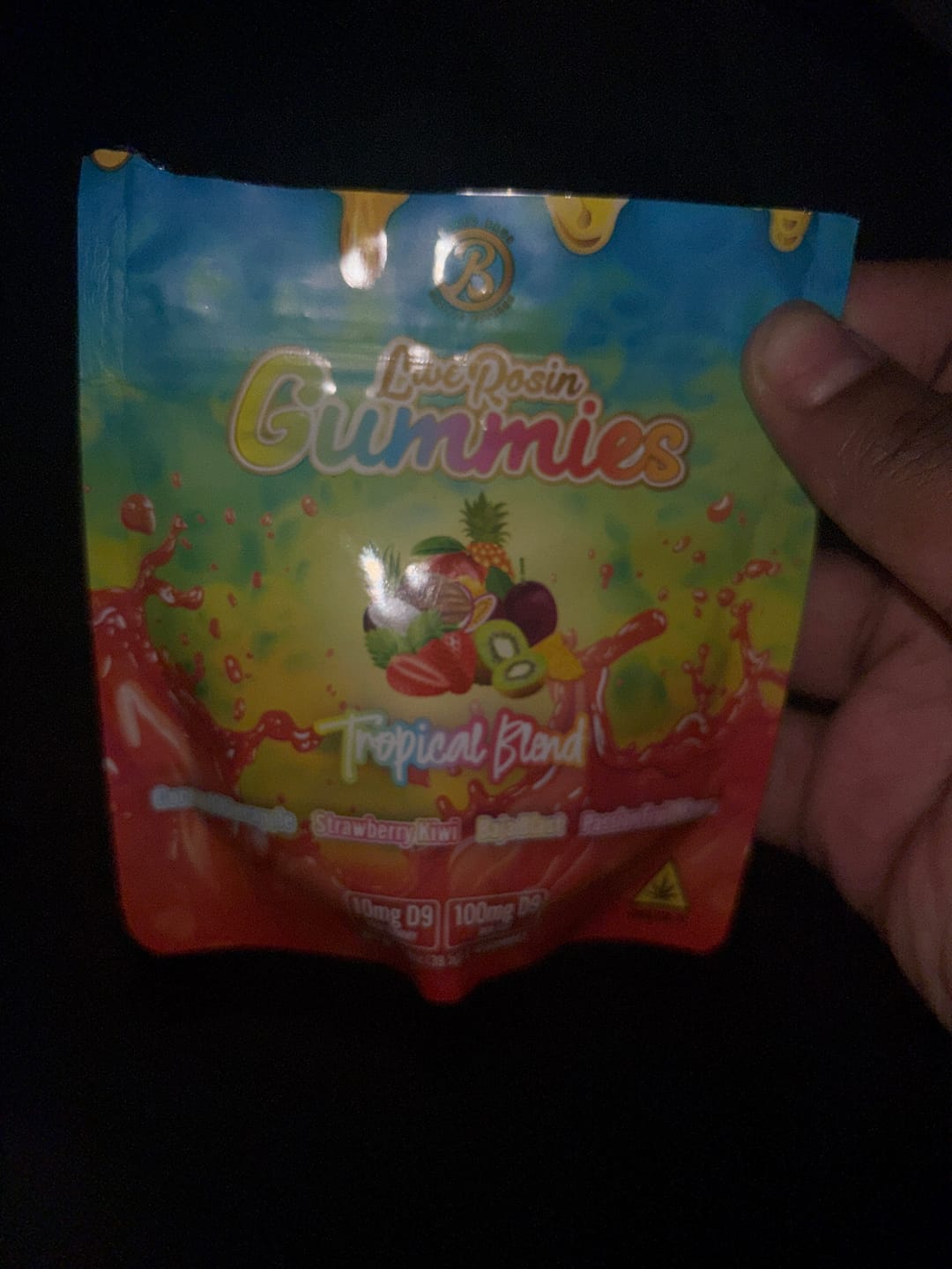 Customer photo review of Tropical Blend Live Rosin Gummies