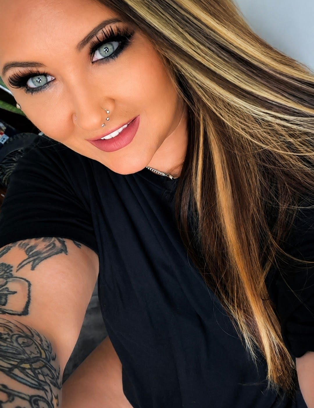 Customer photo review of Clover Green Prescription Colored Contact Lenses
