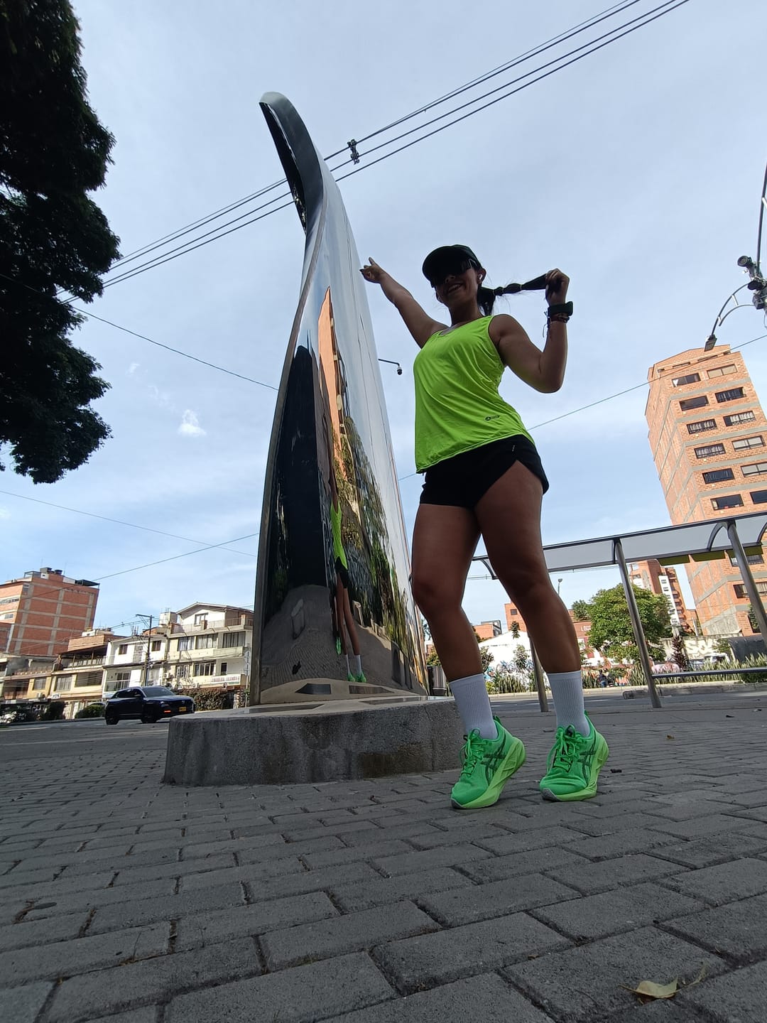 Customer photo review of Asics Novablast 5 Mujer Vital Green Black