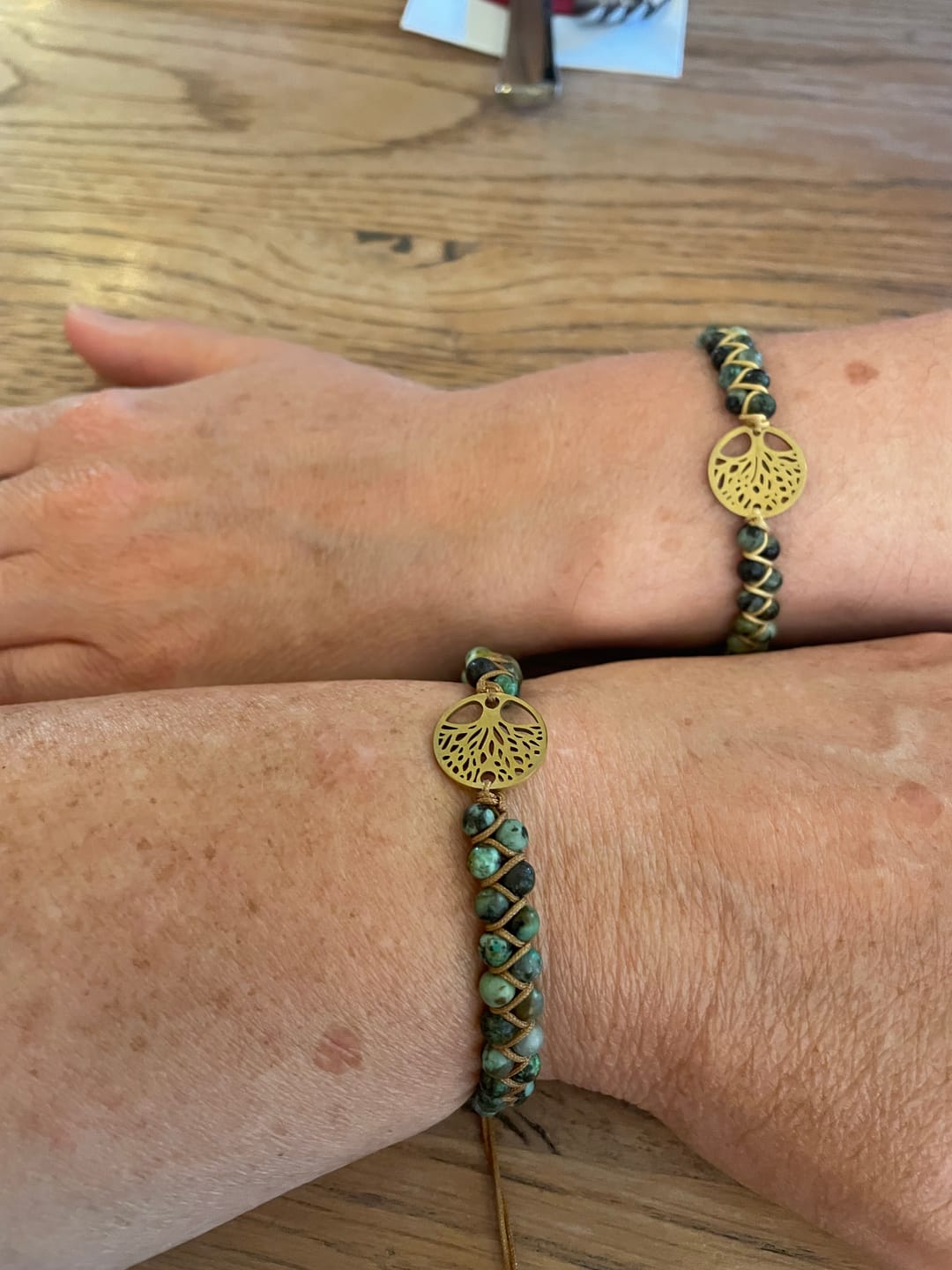 Customer photo review of LEBENSBAUM Armband aus Afrikanischen Jaspissteinen
