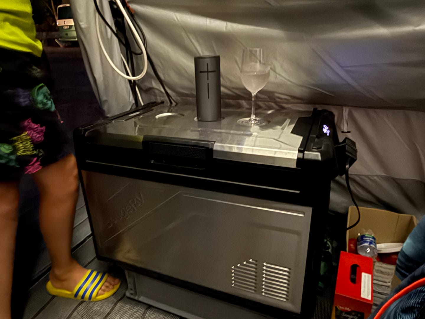 Customer photo review of BougeRV New Rocky V3.0 52 L 12-V-Autokühlschrank mit zwei Temperaturzonen