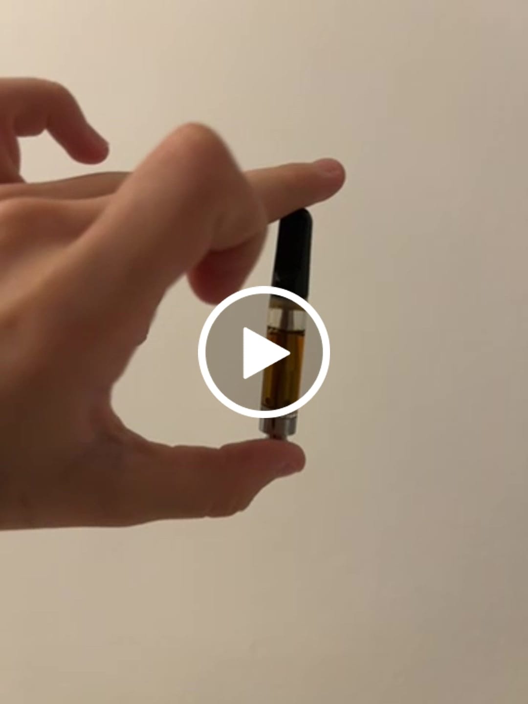 Customer video review of AK-47 9H-THC Vape Kartusche