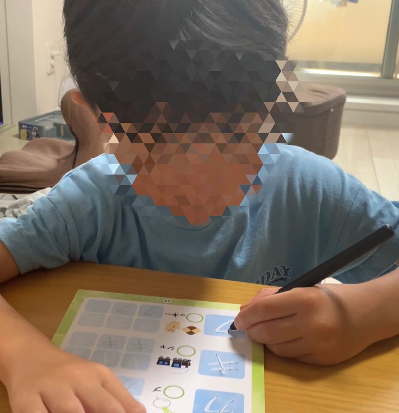 Customer photo review of 文字が消える!? まほうのドリル（ひらがな・カタカナ）