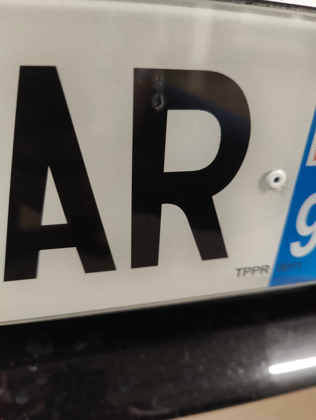 Customer photo review of Plaque auto plexiglass homologuée