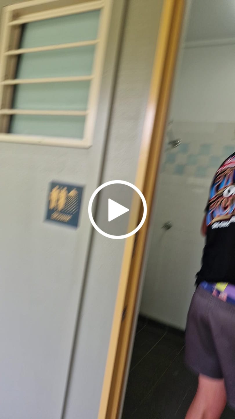Customer video review of Big Chocky | Fit In Hoodie