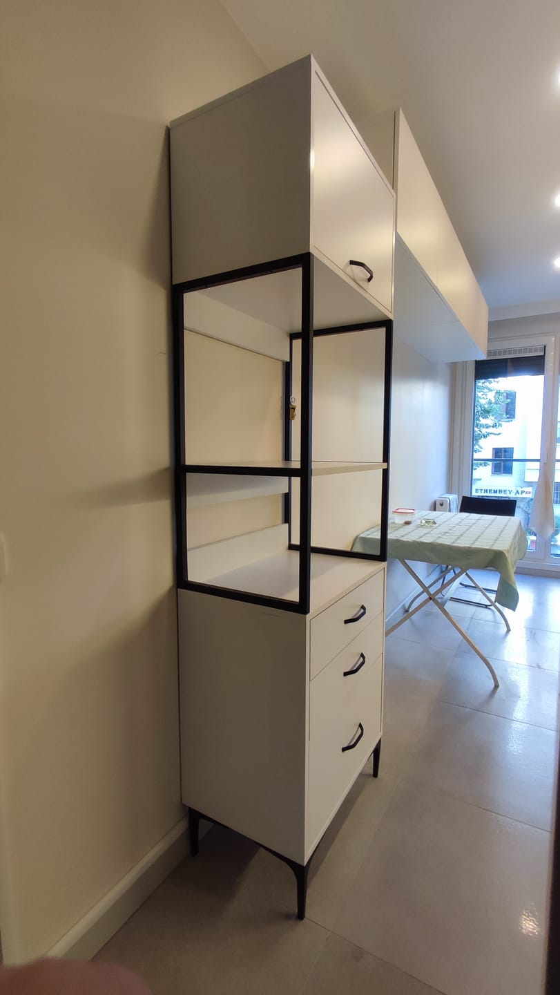 Customer photo review of Rani JE135 Çok Amaçlı Dolap 1 Kapaklı 3 Çekmeceli Kiler Mutfak Dolabı Beyaz