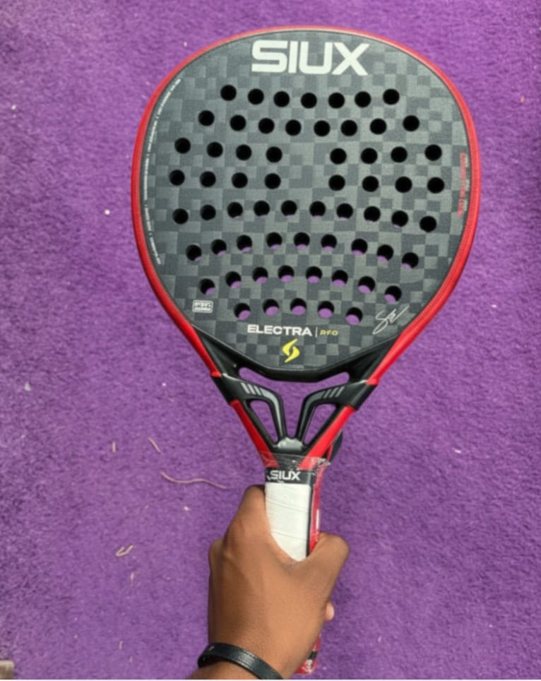 Customer photo review of SIUX ELECTRA PRO FIRE RED 2026